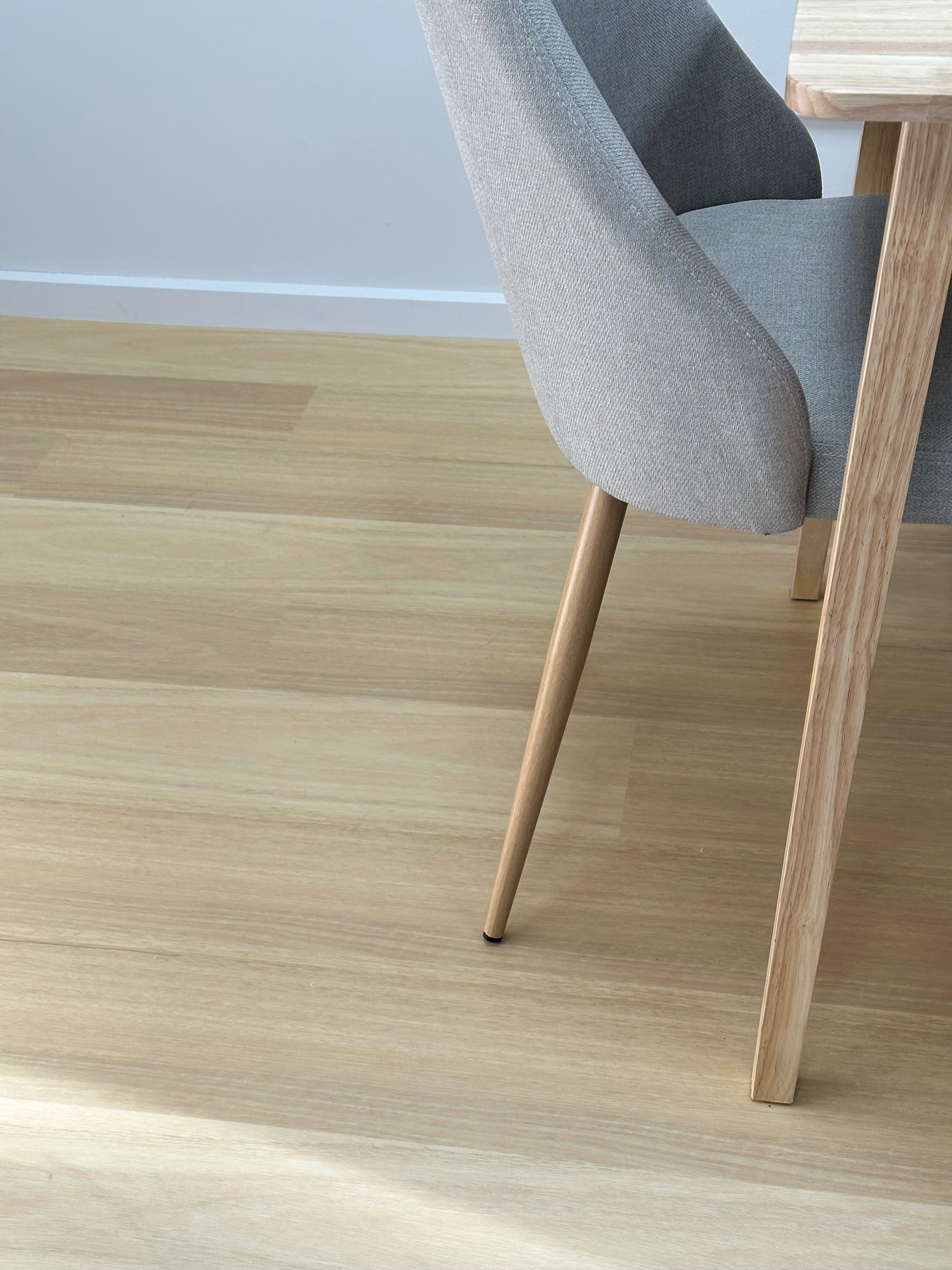 Kingswood Australis | Linen Gum
