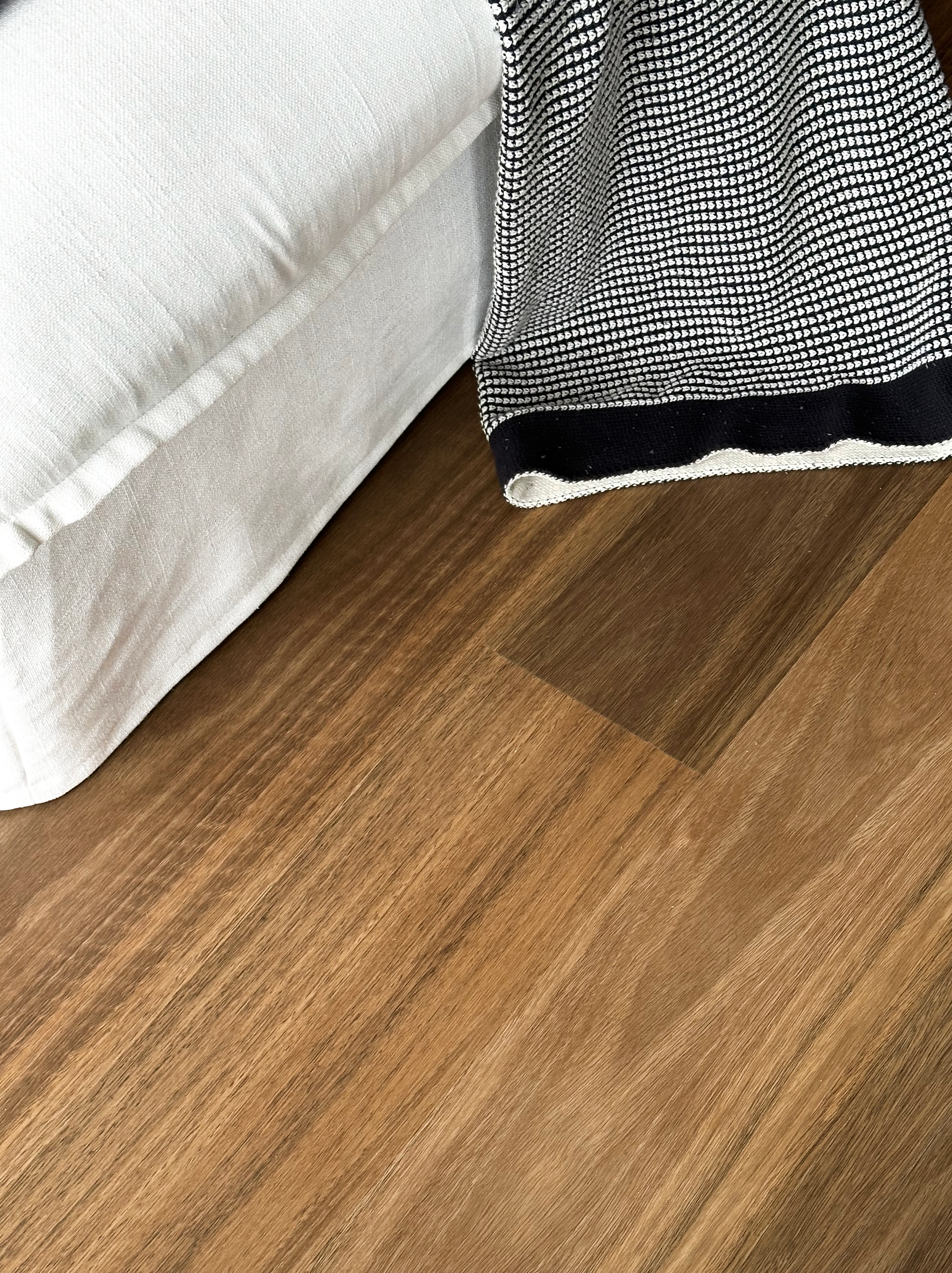 Kingswood 1.2 | Spotted Gum Traditional